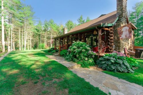 85 Mile Rd, Coventry, RI 02816-5118