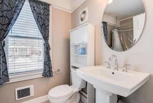 882 Bayard Ave, Saint Paul MN 55102-4002 exterior