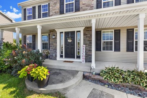 9707 Fountain Ave, Milwaukee, WI 53224-3349