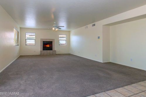 9515 Surprise Canyon Ct, Tucson, AZ 85748-3279