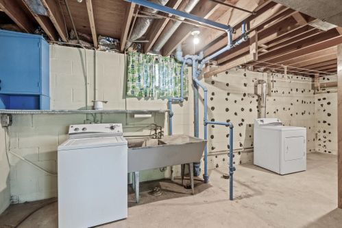 3800 Pierce St, Minneapolis MN  55421-4021 exterior