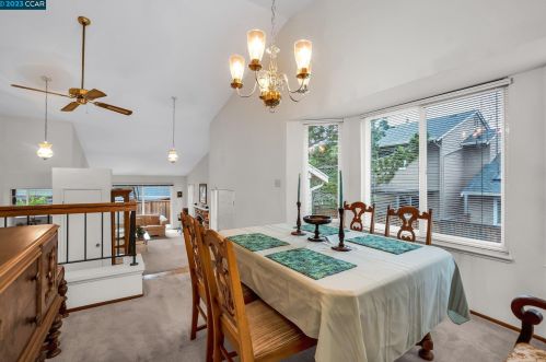 560 Bustos Pl, West Pittsburg, CA 94565-6712