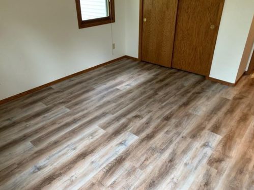 2179 Crestwood Spg Dr, Green Bay WI 54304-1834 exterior