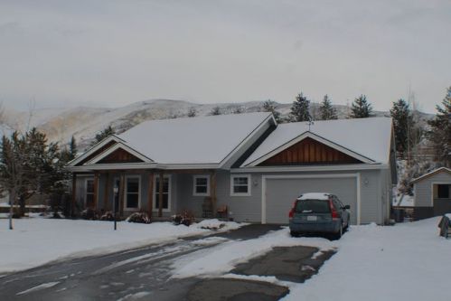 211 Tendoy St, Broadford, ID 83313-5097