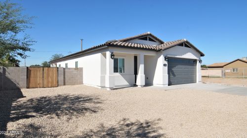 1002 30th Ave, Phoenix, AZ 85009-5753