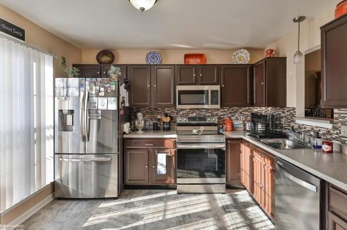 2440 Gillian Ln, Easton PA  18040-5819 exterior