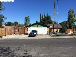 2165 Dover Way, West Pittsburg CA  94565-4758 exterior