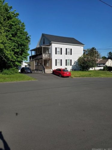374 Pine St, Bristol, CT 06010-6942
