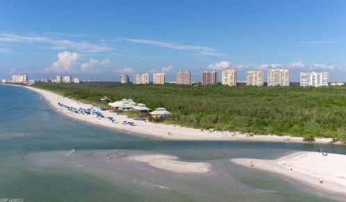 7655 Pebble Creek Cir, Naples FL  34108-6505 exterior