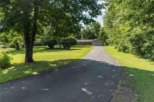 2591 Spencerport Rd, Spencerport, NY 14559-1901