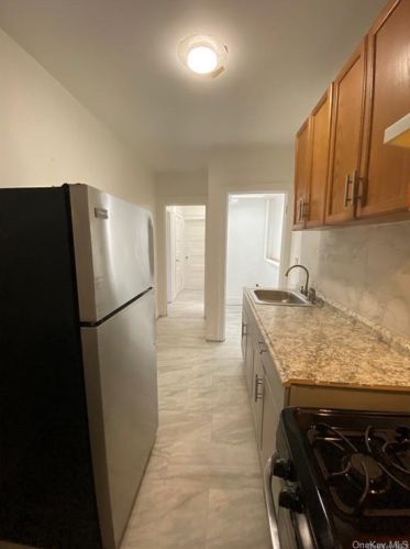 207 Prospect Ave, Mount Vernon NY  10550-2347 exterior