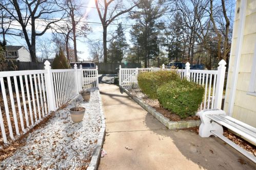 306 Van Zile Rd, Bricktown NJ  08724-2018 exterior