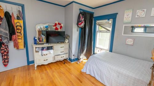 60 Marion St, Bridgeport CT  06606-4675 exterior