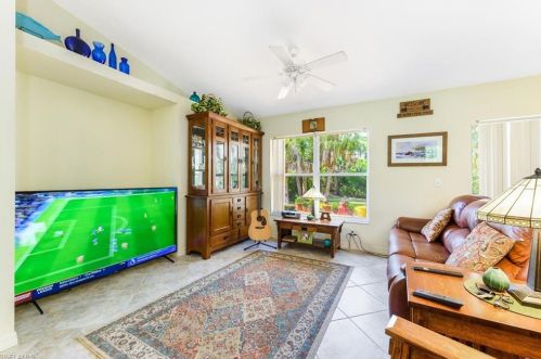 1781 Jung Blvd, Naples, FL 34120-4458