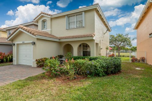 6620 Duval Ave, West Palm Beach, FL 33411-6484