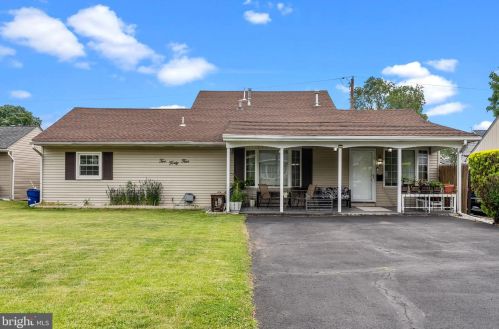 244 Cardiff Rd, Fairless Hills, PA 19030-1302