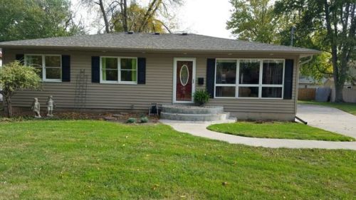 415 6th St, Shaffton, IA 52730-1643