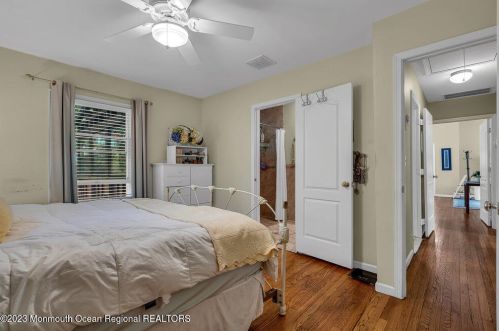 111 Autumn Rd, Lakewood NJ  08701-1622 exterior