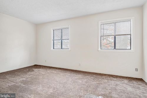 521 2 St, Harrisburg PA  17113-2605 exterior