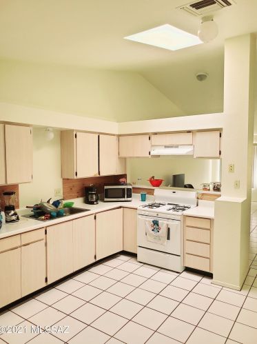 1408 Calle Cuervo, Nogales, AZ 85648-6444
