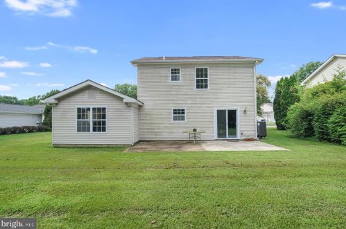 1211 Woodrow Ct, Dover DE  19904-2697 exterior