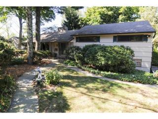 1 Fern Ter, Wayne, NJ 07470-4306