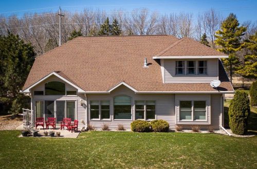935 Brighton Dr, Menasha, WI 54952-2944