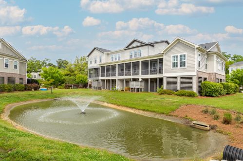 208 Slipper Shell Ct, Mount Pleasant SC  29464-6724 exterior