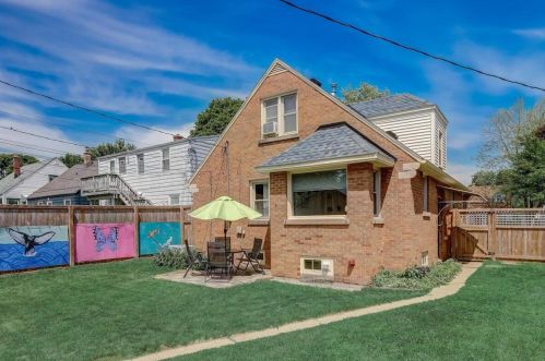 3309 85, Milwaukee WI 53227-4615 exterior