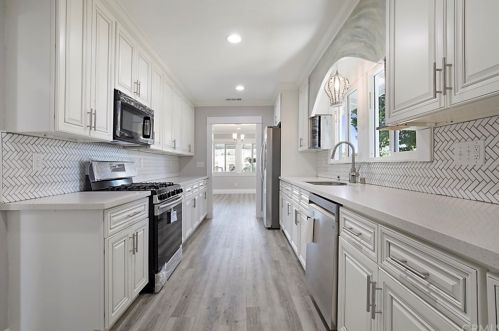 406 Brea Blvd, Brea CA  92821-3301 exterior