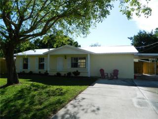 5154 Island Date St, Sarasota, FL 34232-5641