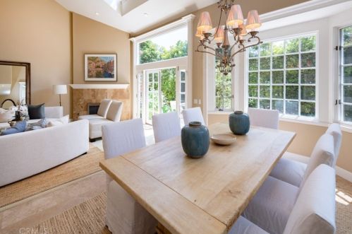 24 Westport, Manhattan Beach CA  90266-7227 exterior