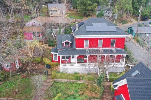 219 Rhode Island St, Grass Valley, CA 95945-7150