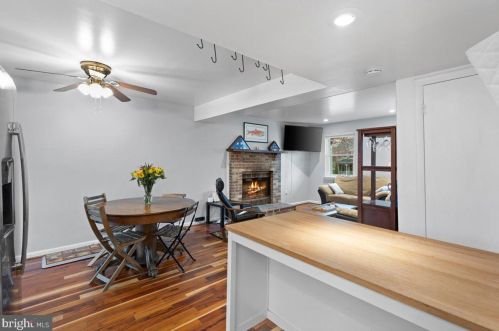 5593 Neddleton Ave, Woodbridge VA  22193-4156 exterior