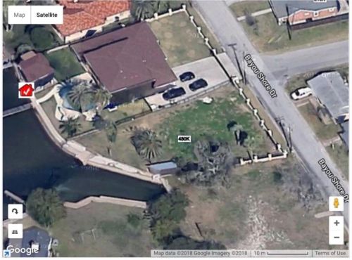 1829 Bayou Shore Dr, Galveston, TX 77551-4336