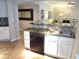 4253 Hunt Dr, Carrollton TX  75010-3202 exterior