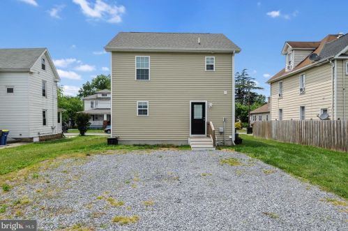 419 Washington St, Slaughter Beach, DE 19963-2816