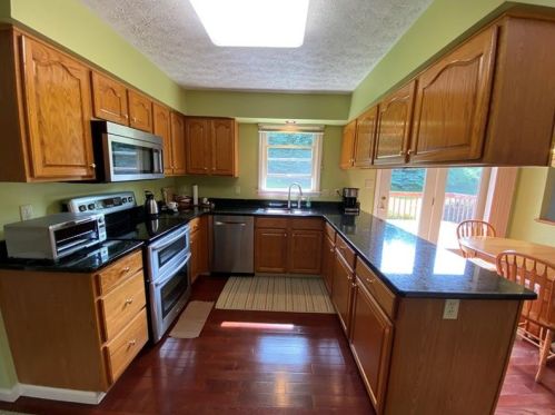 265 William Dr, Canonsburg, PA 15317-5223