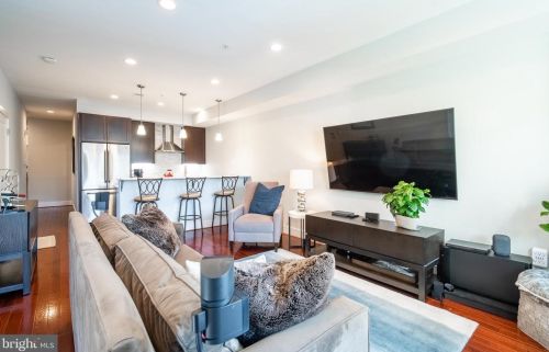 2505 17th St, Washington, DC 20009-2865