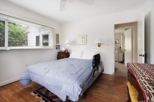 27 Green Hill Rd, North Haven CT  06473-2139 exterior