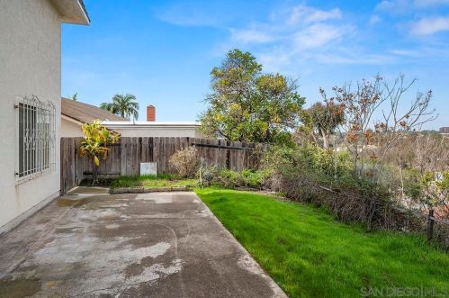 6675 Edmonton Ave, San Diego CA 92122-2518 exterior