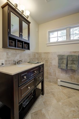 312 5th St, Elwood NY  11731-2815 exterior