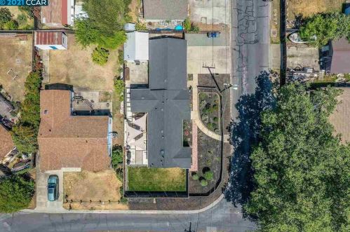 2704 Birch Ave, Concord CA  94520-1716 exterior