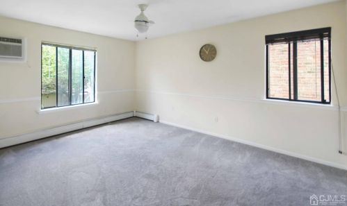 16 Sheffield Ct, East Brunswick NJ  08816-5660 exterior