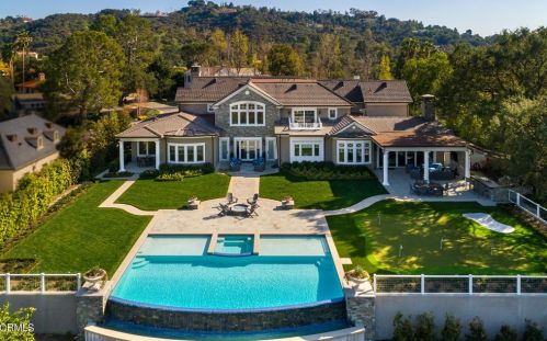 655 Hillcrest Ave, La Canada CA  91011-4040 exterior