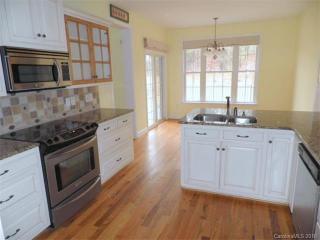 2587 Arbor Hills Dr, Lincolnton NC  28092-7560 exterior