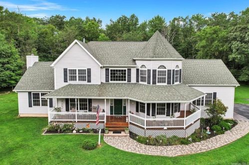 99 Susan Ln, Circleville, NY 10919-3251