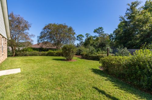 5425 Dynasty Dr, Pensacola, FL 32504-8583