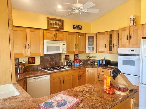 26207 Potomac Dr, Menifee CA  92586-2815 exterior