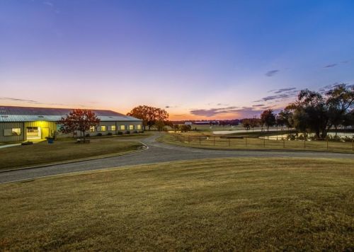 9900 Legacy Ranch Rd, Pilot Point TX  76258-6233 exterior